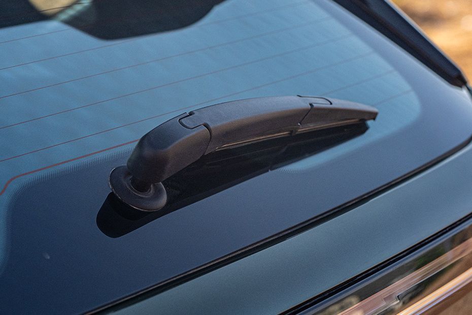 Rear Wiper Image of Duster