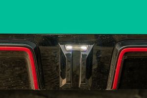 Reverse Lamp Image of Cyberster