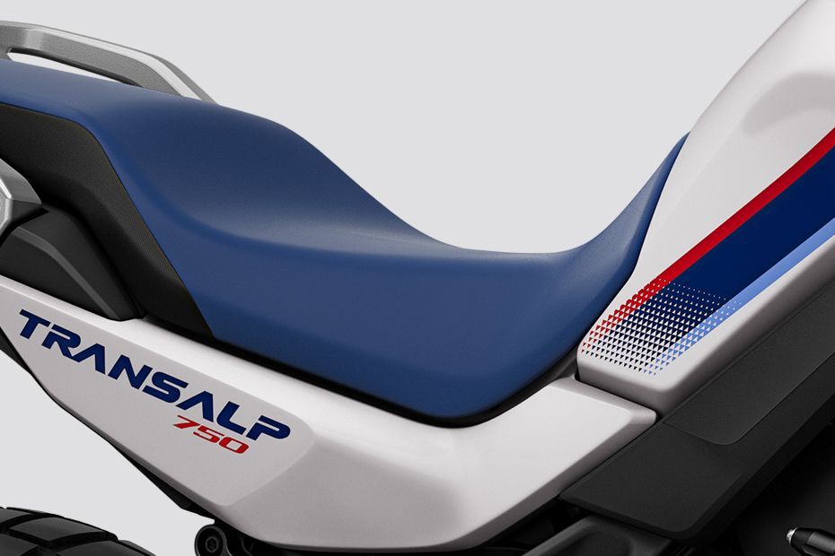 Rider Seat of XL750 Transalp