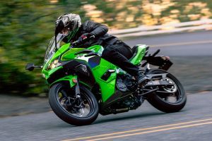 Riding: Front Left Quarter View of Ninja 500