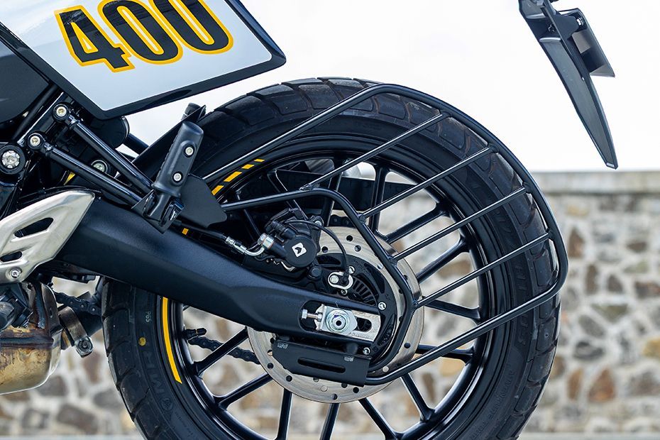Saree Guard of Tracker 400
