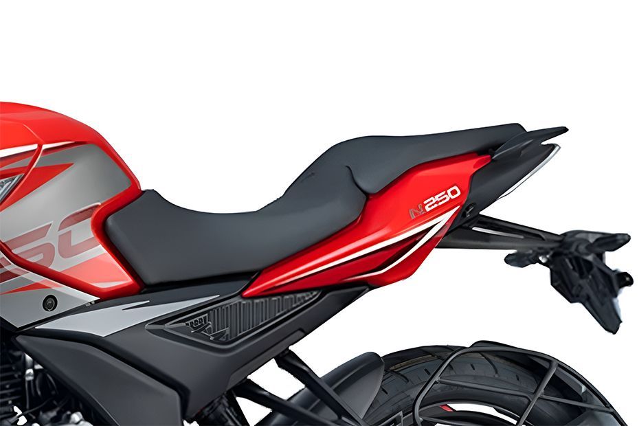 Seat of Pulsar N250