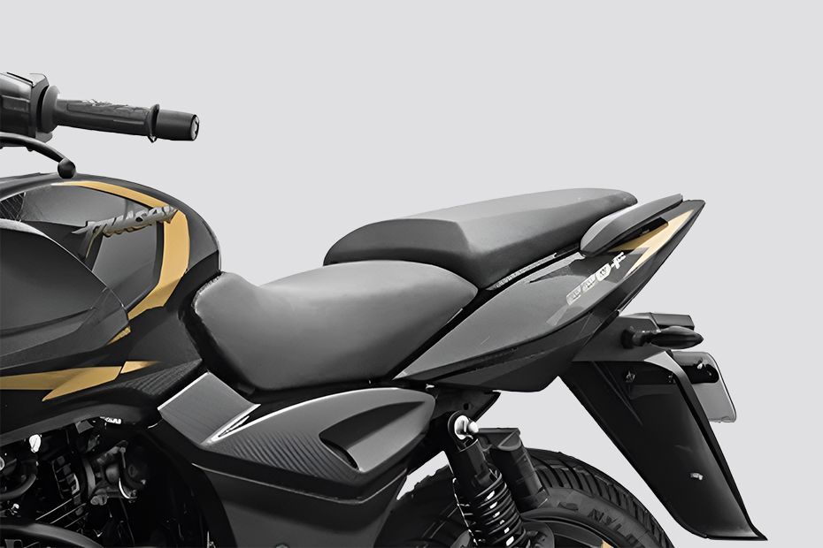 Seat of Pulsar 220F