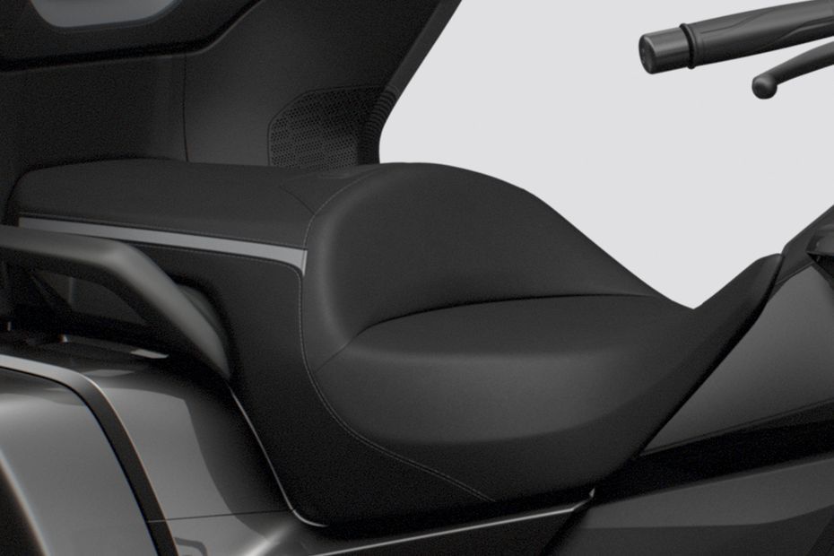 Seat of Gold Wing