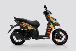 Side Profile View (Right) of SR 125 hp.e