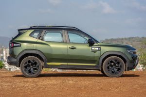 Side Profile View (Right) Image of Duster