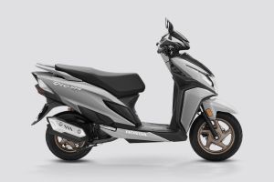 Side Profile View (Right) of Dio 125