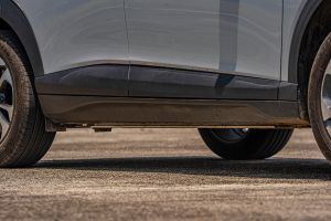 Side Skirt Image of VF6