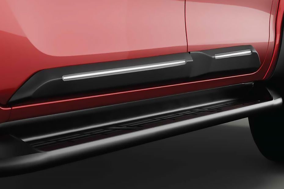 Side Step Image of Hilux