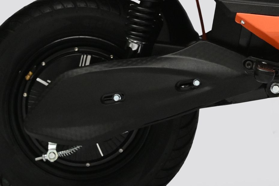 Swing Arm of Plus
