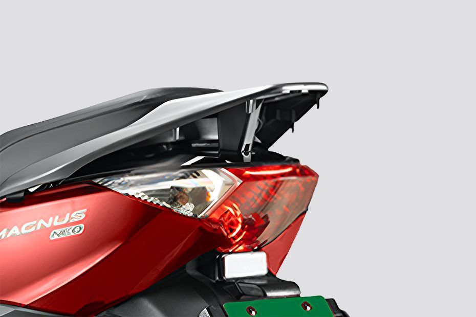 Tail Lamp of Magnus Neo