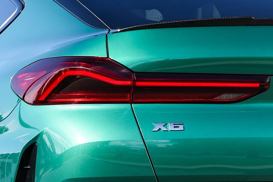 Taillight Image of X6