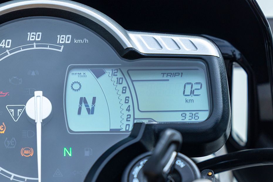 Trip Meter Image of Tracker 400
