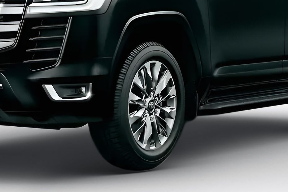Wheel Image of Land Cruiser 300