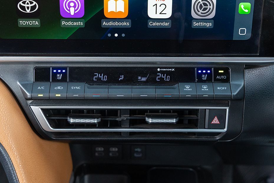 Toyota Camry Images, Camry Interior & Exterior Photos, 360 View, Videos ...