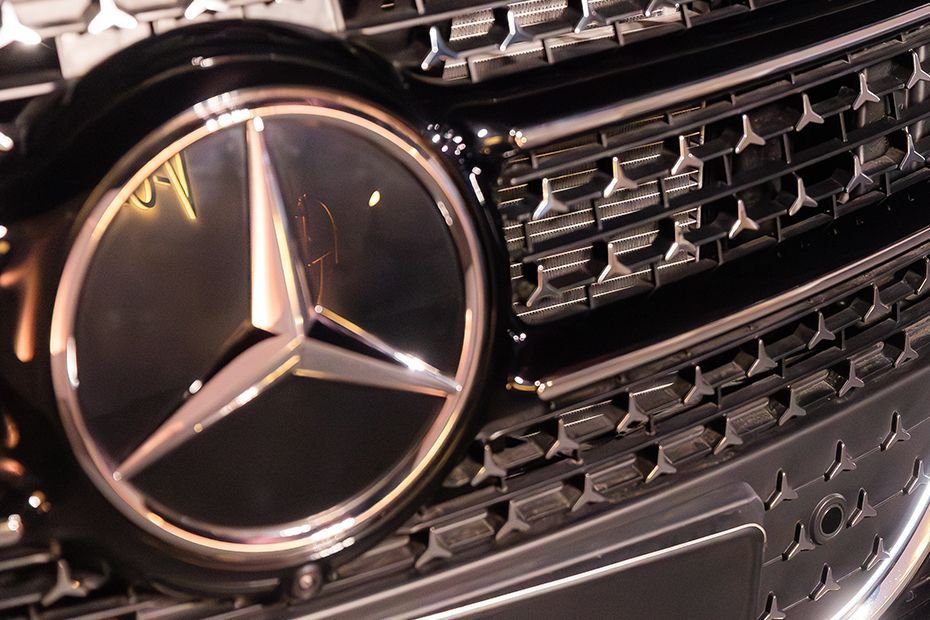Brand Logo Front Image of V-Class Extra LWB