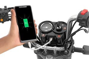 Charging ports of XL100