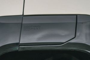 Charging Flap (Closed) Image of BE 6