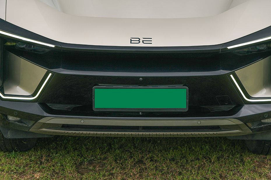 Daytime Running Lamps (DRL) Image of BE 6