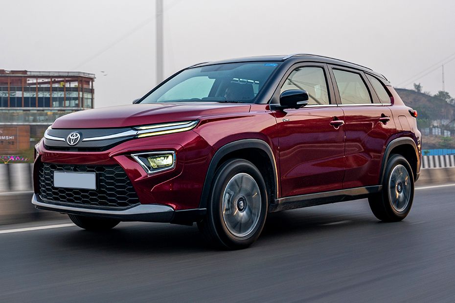 Driving: Front Left Quarter View Image of Hyryder