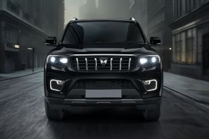 Driving: Front View Image of Scorpio N
