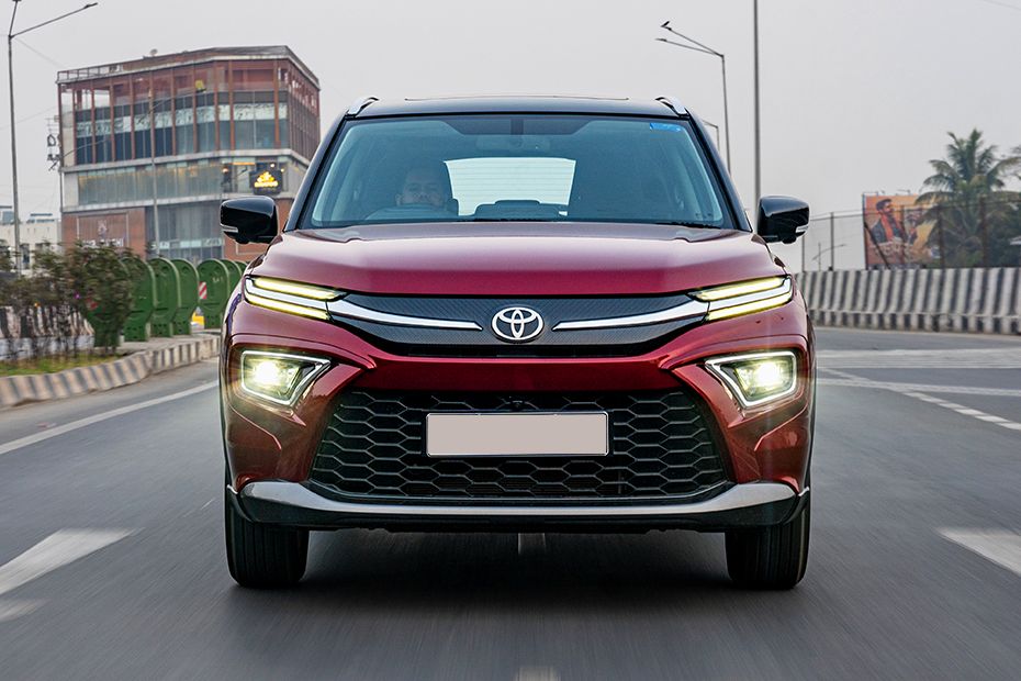 Driving: Front View Image of Hyryder