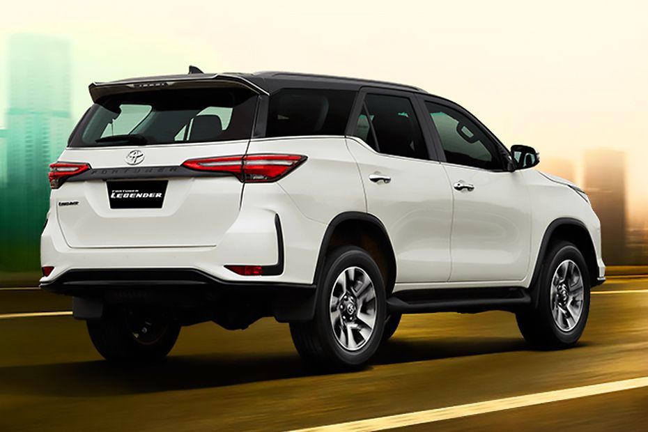 Driving: Rear Right Three Quarter View Image of Fortuner Legender