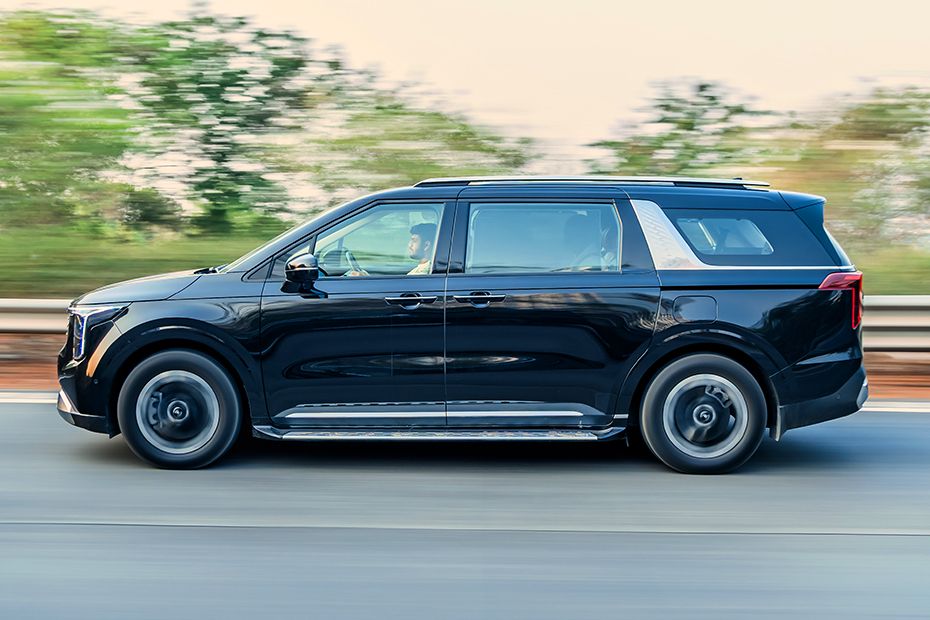 Driving: Side Profile (Left) View Image of Carnival