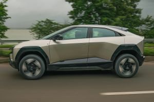 Driving: Side Profile (Left) View Image of BE 6