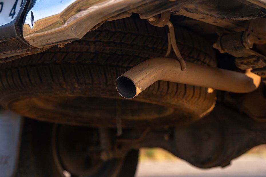 Exhaust Pipe Image of Hilux