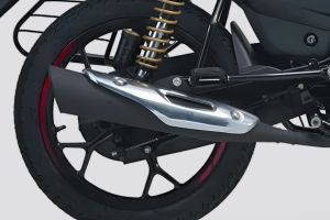 Exhaust View of Platina 110