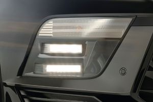 Fog lamp Image of Verna