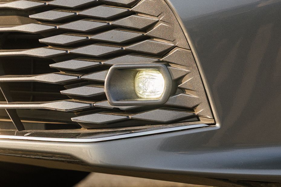 Fog lamp with Image of Camry