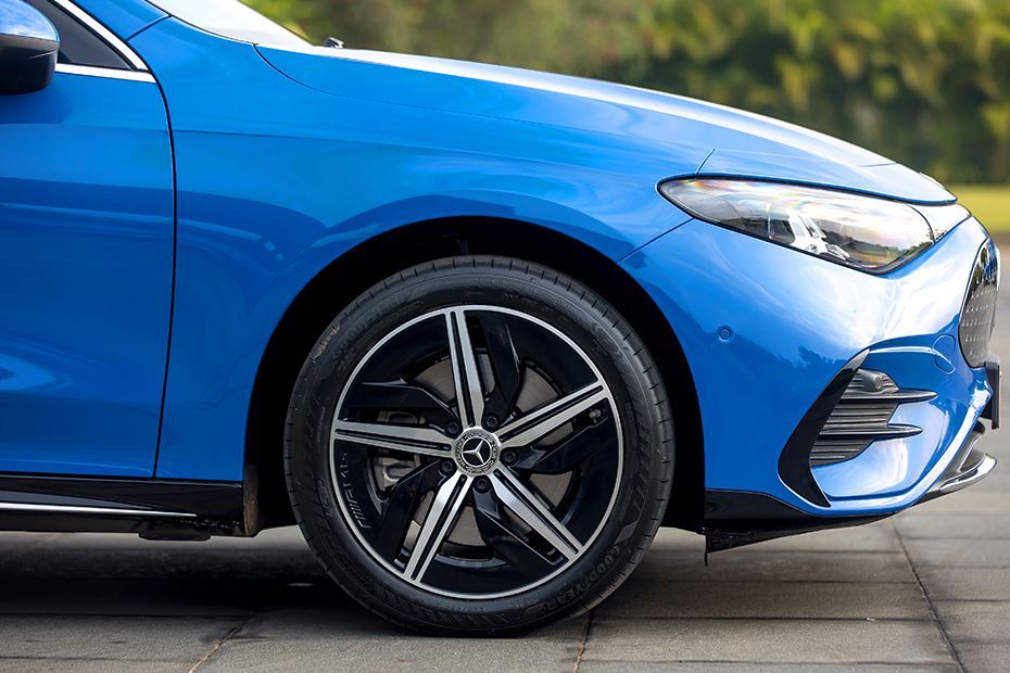 Front Fender Image of CLA Electric