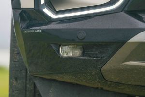Front Fog Lamp Image of BE 6
