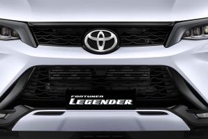 Front Grille Image of Fortuner Legender