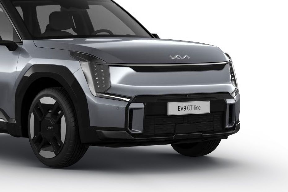 Front Grille Image of EV9