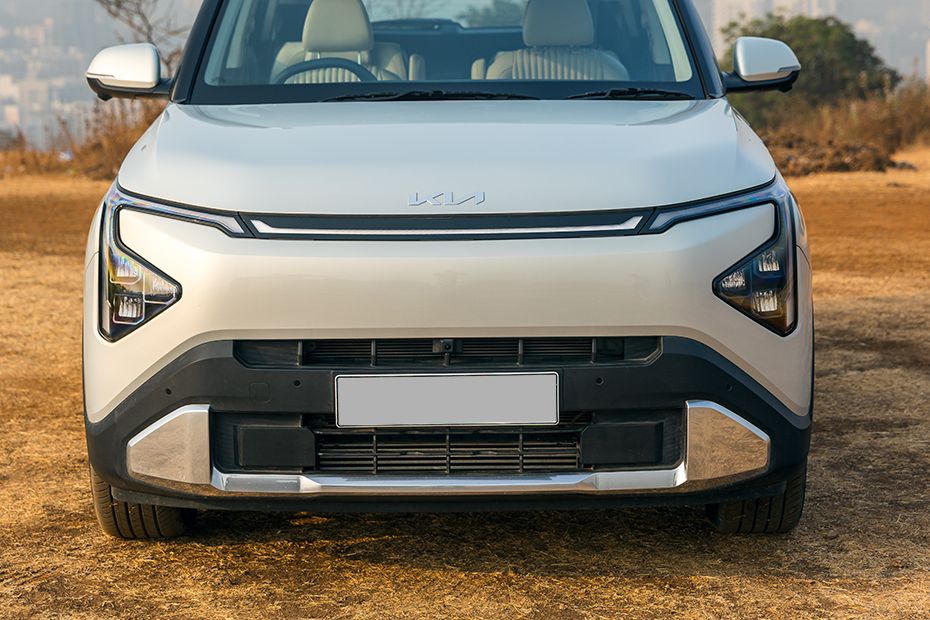 Front Grille Image of Carens Clavis