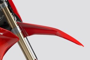 Front Mudguard & Suspension of Desmo450 MX