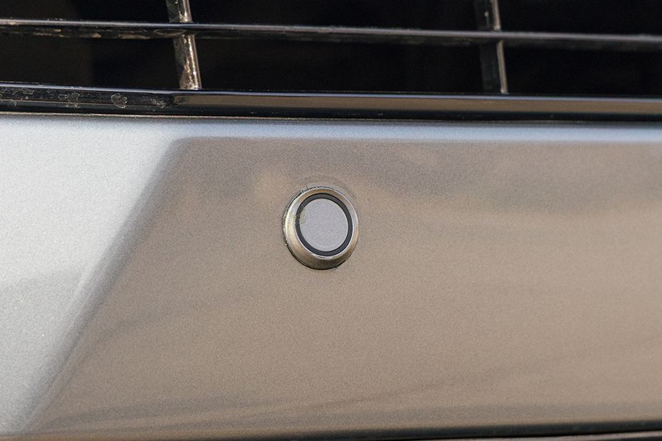 Front Parking Sensors Image of Camry