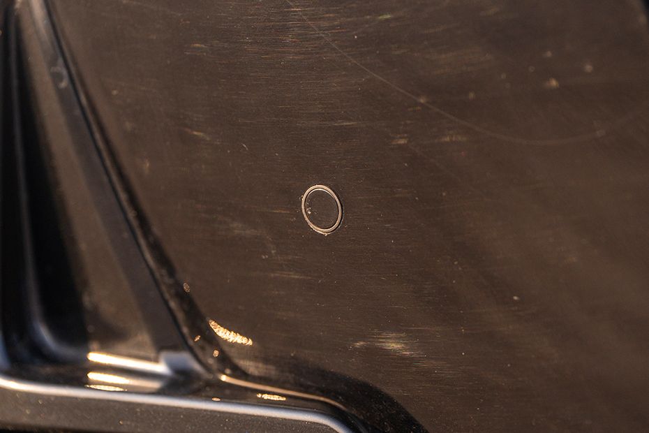 Front Parking Sensors Image of Hilux