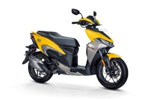 Front Right View of Xoom 125