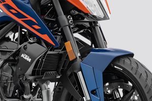 Front Suspension of 200 Duke