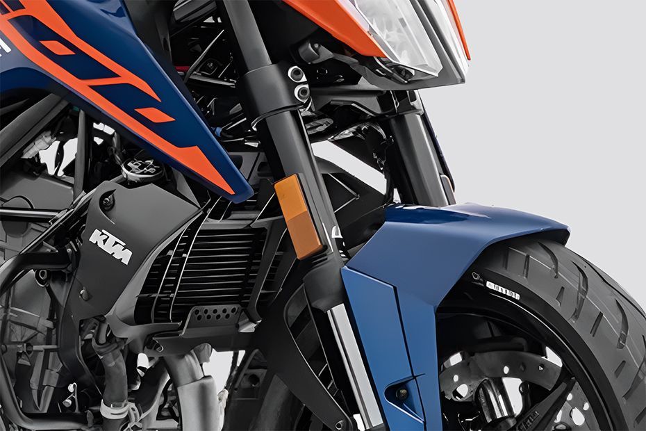 Front Suspension of 200 Duke