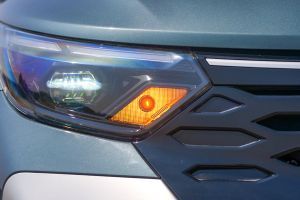 Turn Indicator (Front) Image of Gravite