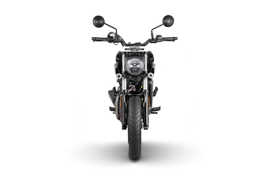 Front View of Mavrick 440