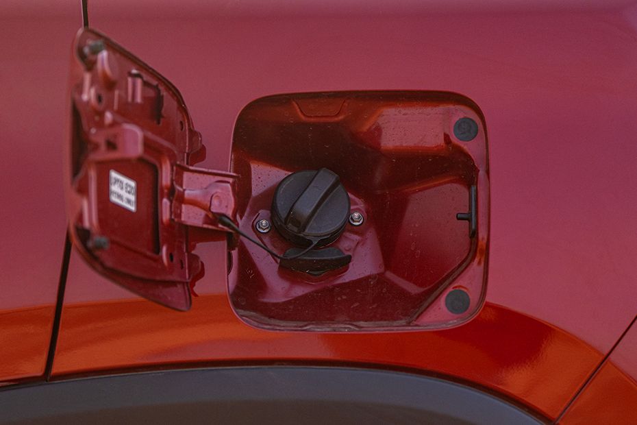 Fuel cap Image of Hyryder