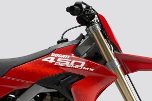 Fuel tank of Desmo450 MX