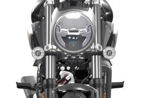 Head Light of Mavrick 440
