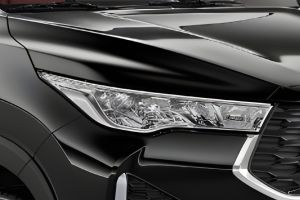 Headlamp Image of Innova Hycross
